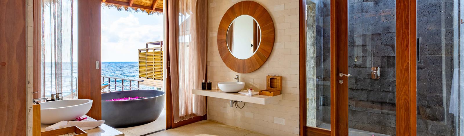 Furaveri Maldives Ocean Pool Villa