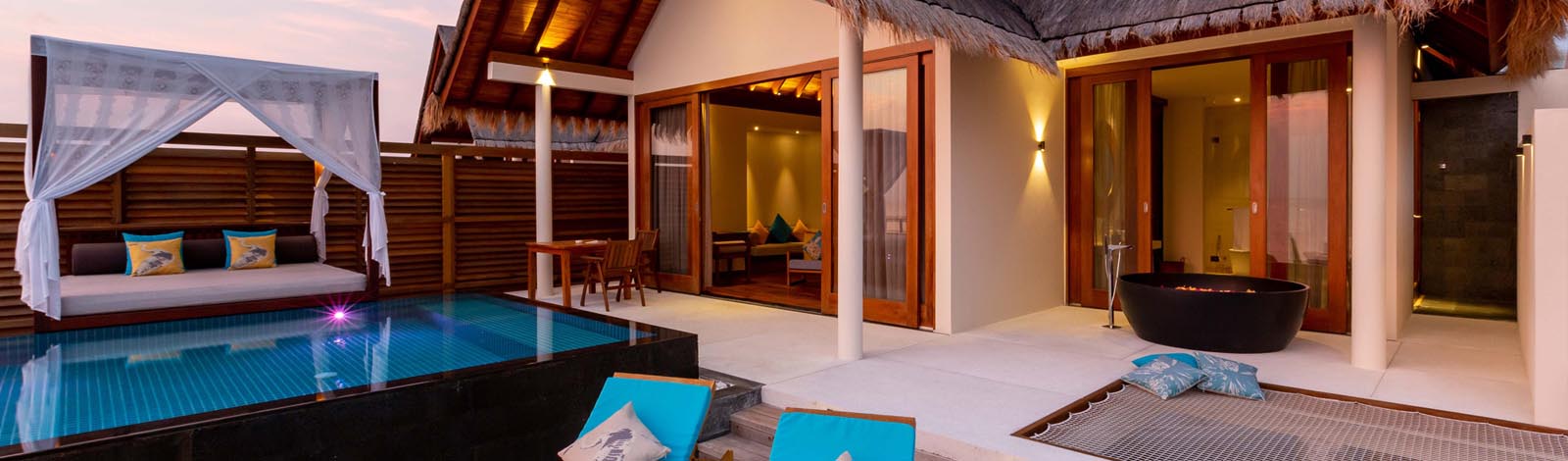 Furaveri Maldives Sunset Ocean Pool Villa